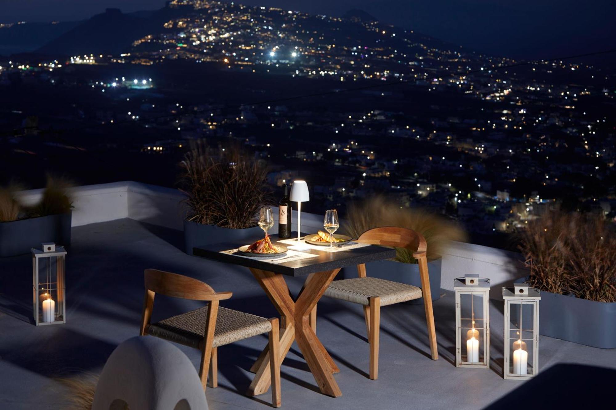 Arxegono Cave Houses Santorini Pyrgos Kallistis Bagian luar foto